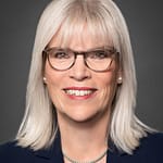 Portrait von Birgit Schweiger, Leiterin Asset & Property Management | Region Mitte