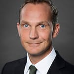 Portraitfoto von Philipp Enenkel, Leiter Real Estate Management