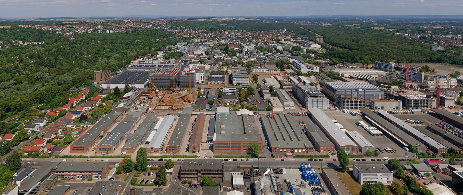 Luftbild der Gwinnerhallen in Frankfurt