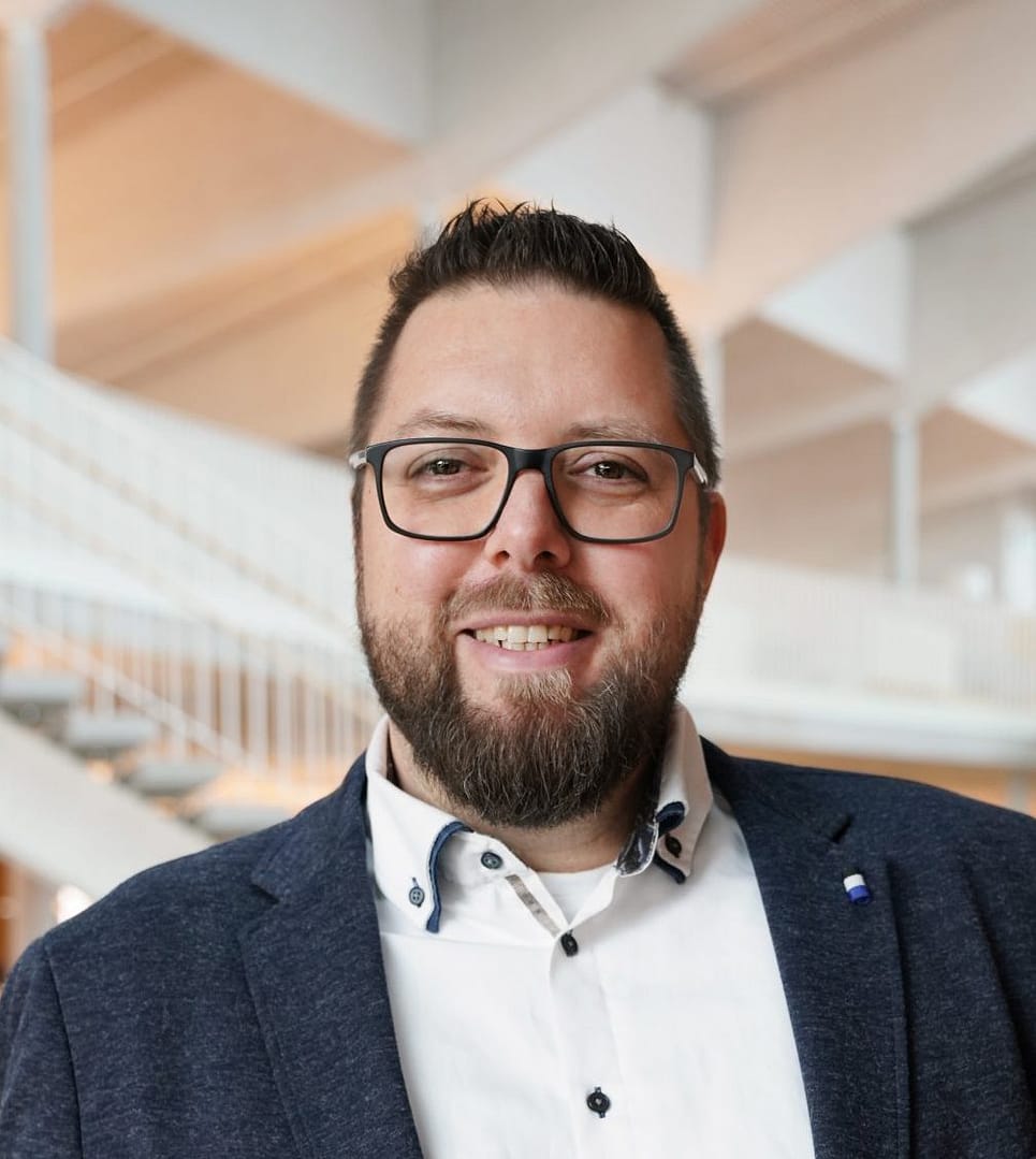 Porträt von Simon Schmitt, Head of Supply Chain Operations bei Alnatura